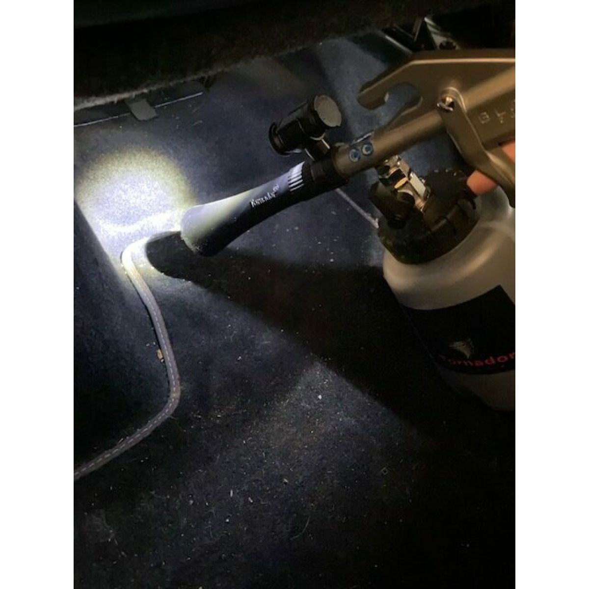 Lámpara LED TORNADOR® SPOT-LIGHT